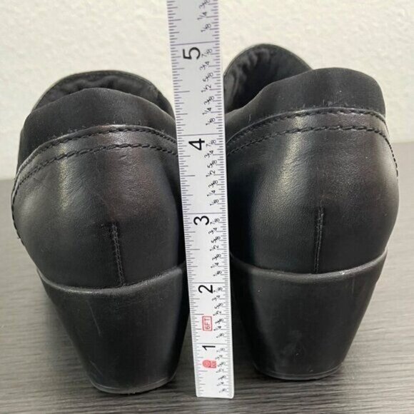 Used Clarks Emily Amelia Loafer Women 8.5 US Black PU Leather Slip-On Ortholite - Picture 9 of 10